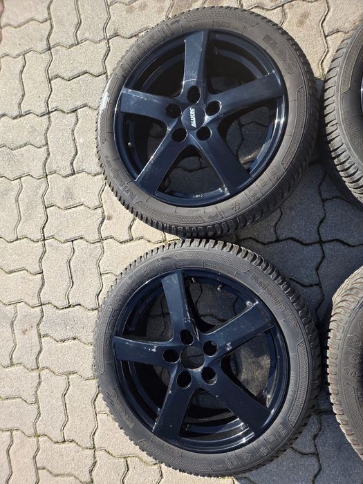 Jantes Alutec R16 C/Pneus 205/45/16 5x100