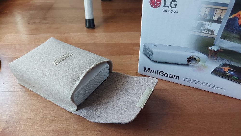 Projector LG Led Minibeam (NOVO) c/telecomando