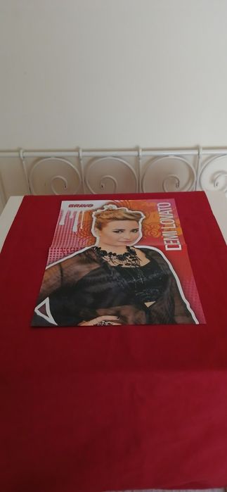Poster Demi Lovato, novo