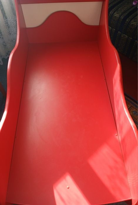 Дитяче ліжко з матрацом