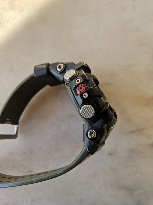 GShock GG B100 carbono