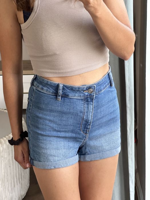 Krotkie spodenki szorty jeans jeansowe