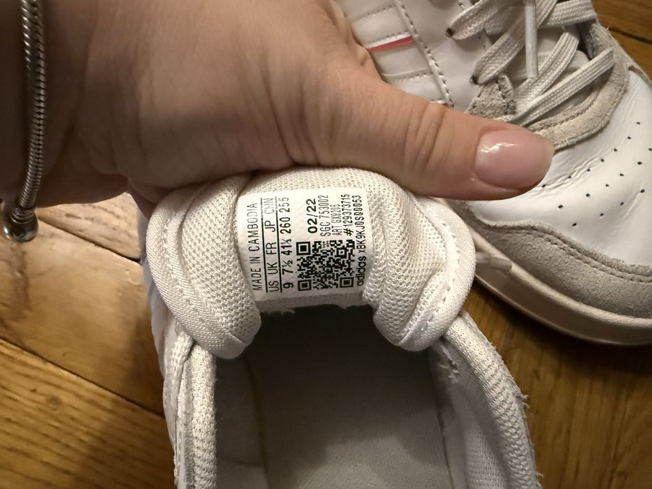 Кросівки adidas