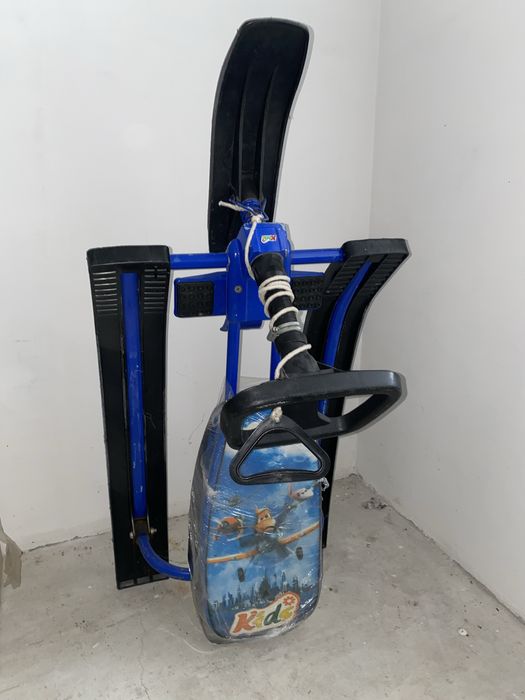 Санчата з кермом