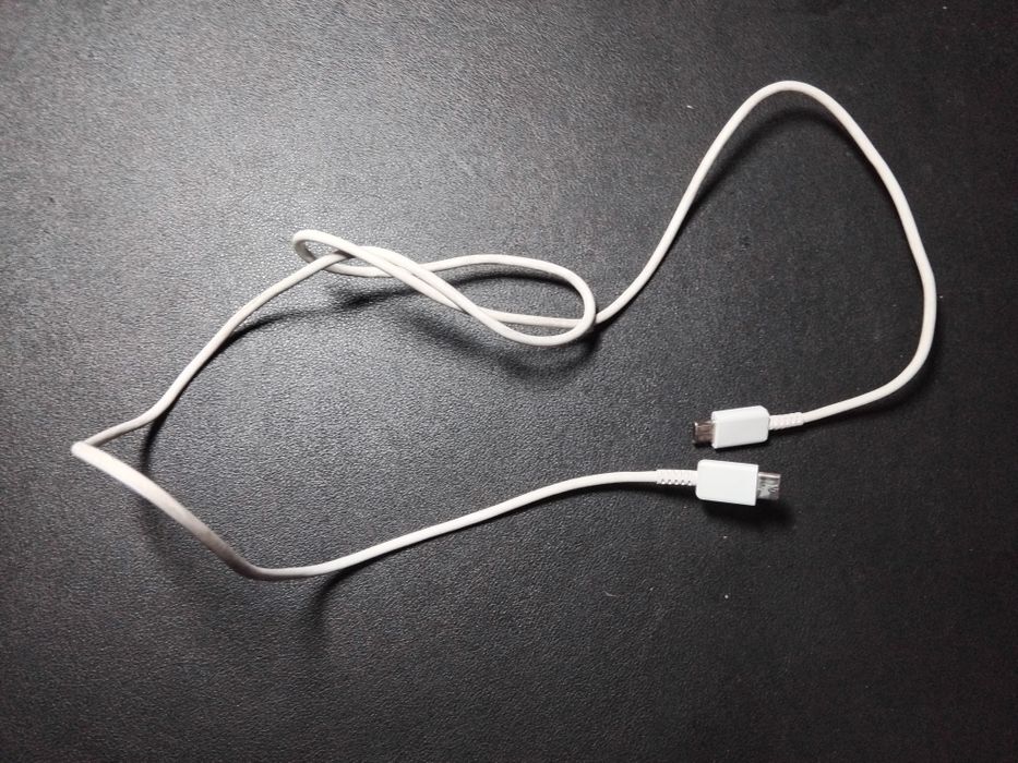 Biały kabel USB-C