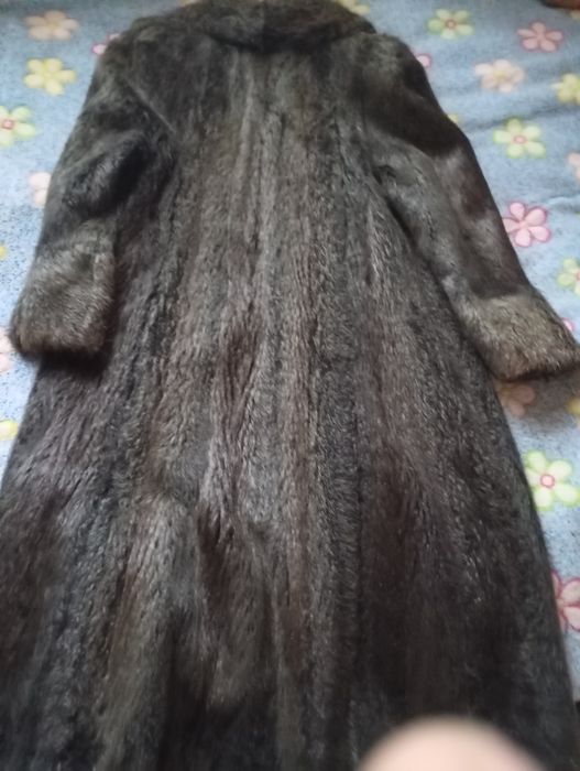 Шуба натуральна жіноча