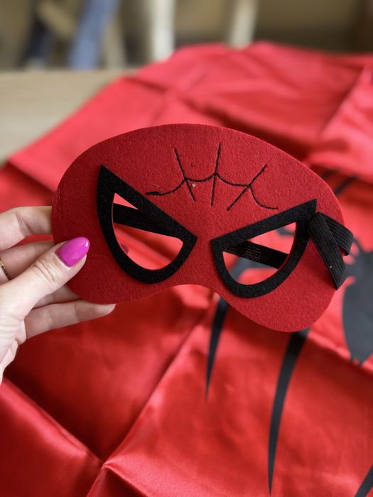Przebranie dla chłopca Spiderman peleryna + maska