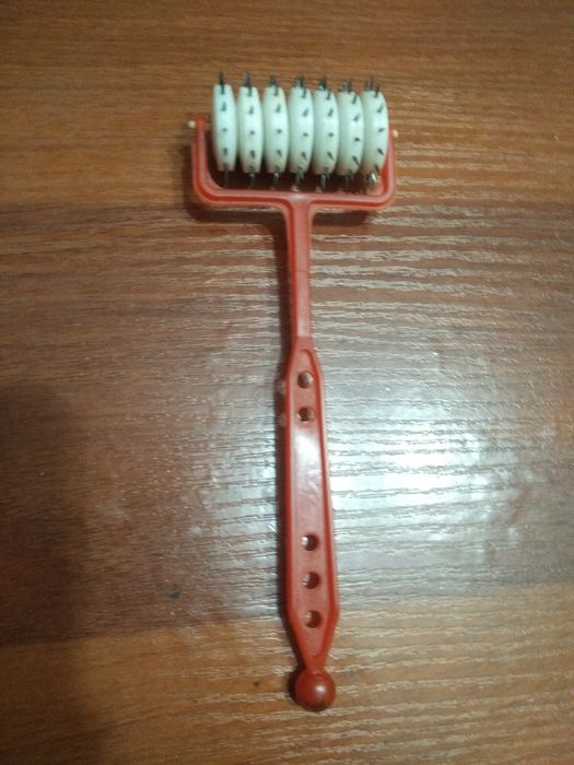 Массажёр игольчатый