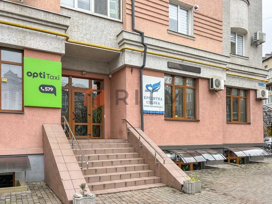Оренда офісу 90 м2 в самому центрі міста