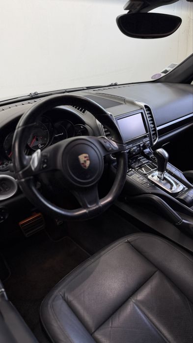 PORSCHE CAYENNE 3.0 HÍBRIDO
