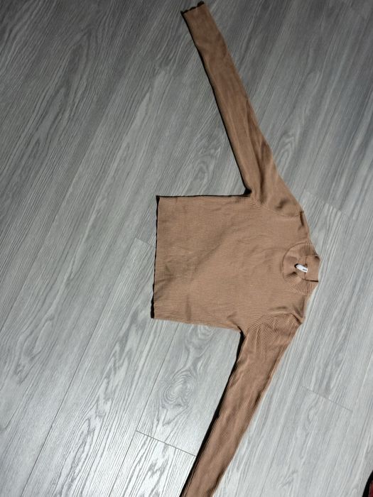 Светр жіоочий універспльний