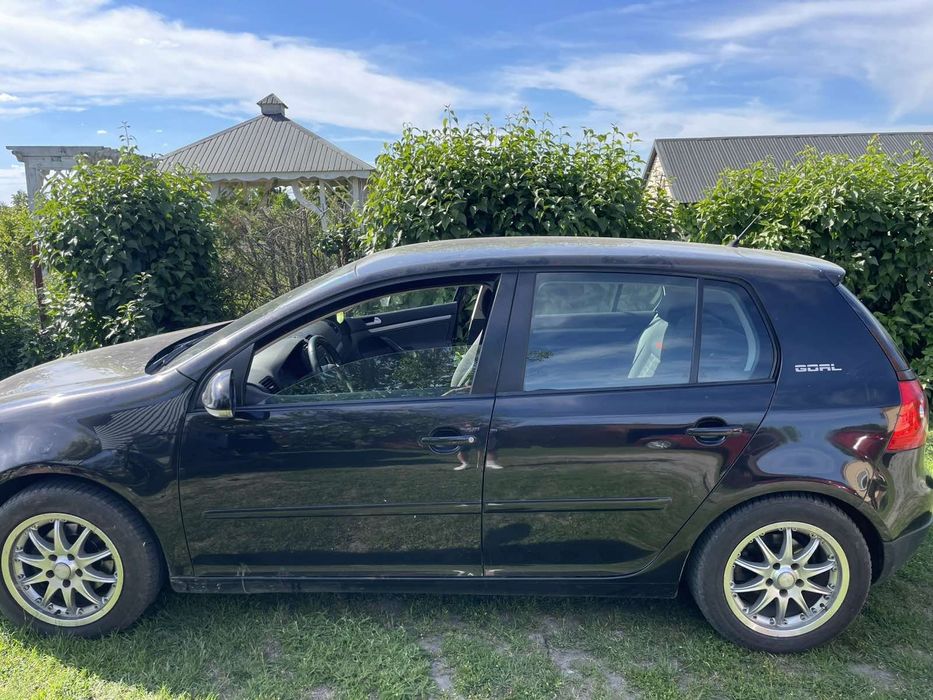 Volkswagen Golf 5 2006 рік 1.9 дизель для військових