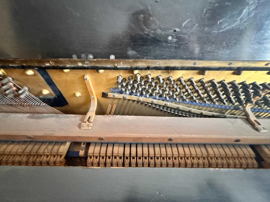 Stare pianino z ok. 1900 r.- sprawne