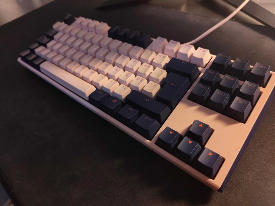 Ducky One 3 Fuji TKL Mechanical Gaming Keyboard – Portuguese Layout – MX Brown Switches64752247868291122