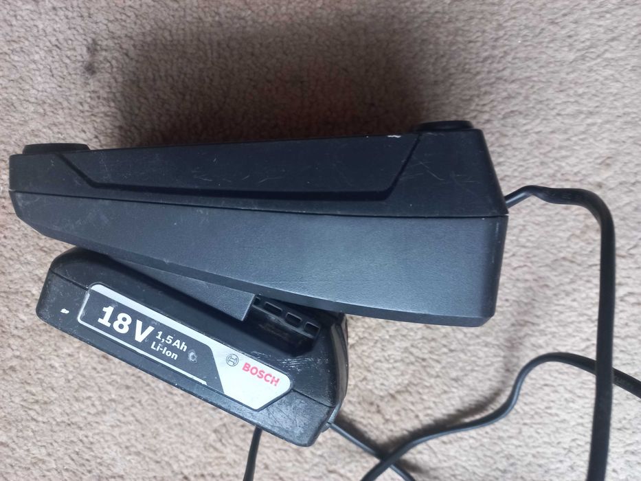 Ładowarka Akumulator bosch 18v