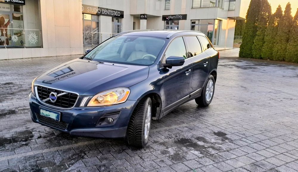 Volvo XC 60 T6 Blis,Panorama,el.klapa