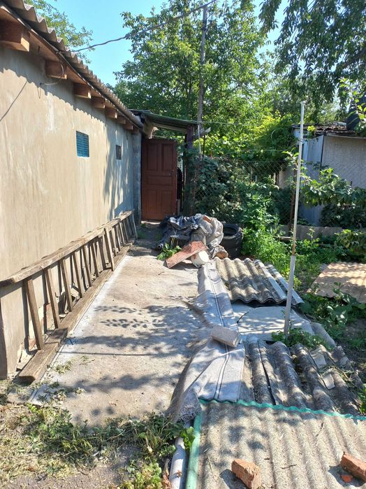 В центре Чугуева продам часть дома