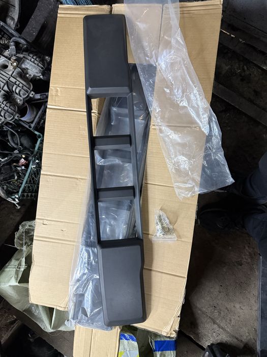 Решітка бамперу Ford F-150 2015 2016 2017