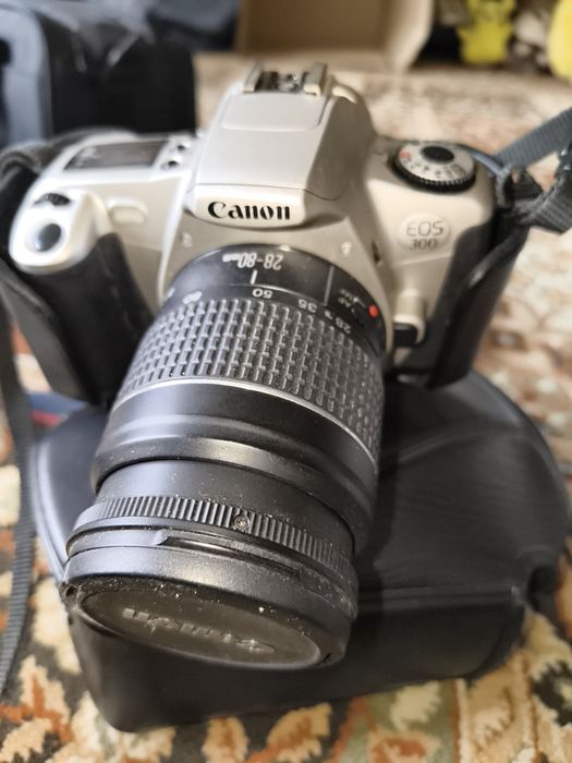 Canon eos 300  futerał