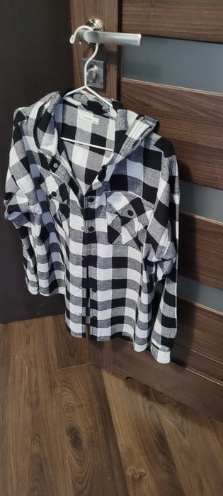 Flanelowa koszula  w kratę z kapturem Reserved 158