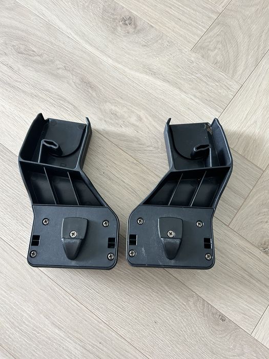 Fotelik Britax Romer i-size 3 baza Flex Base iSense