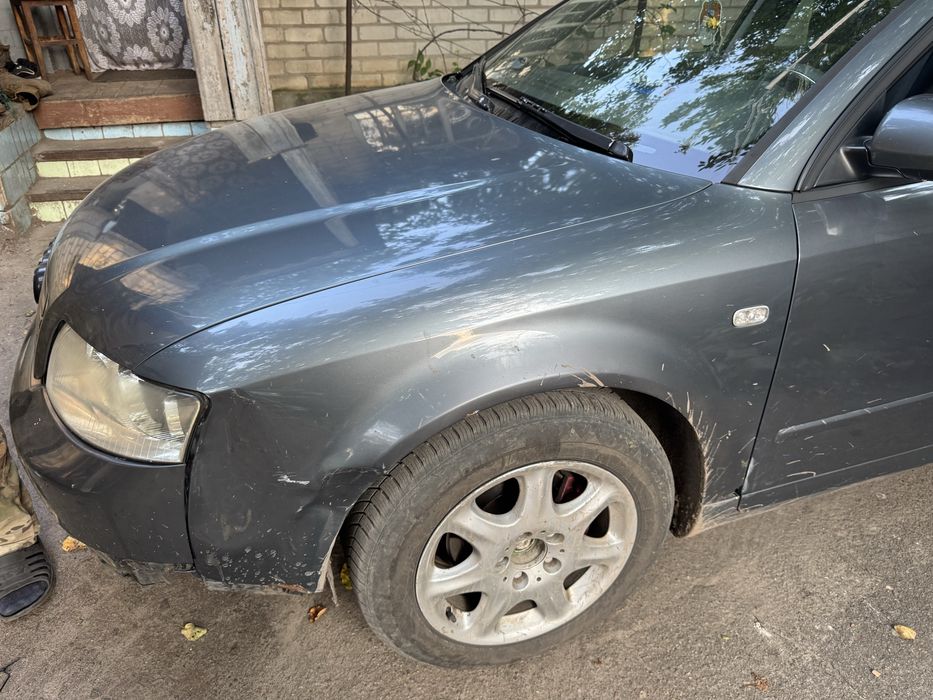 AUDI A4B6 2003.седан