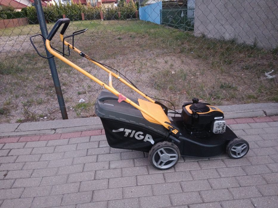 Kosiarka spalinowa Stiga 48cm Briggs 4KM napęd kosz