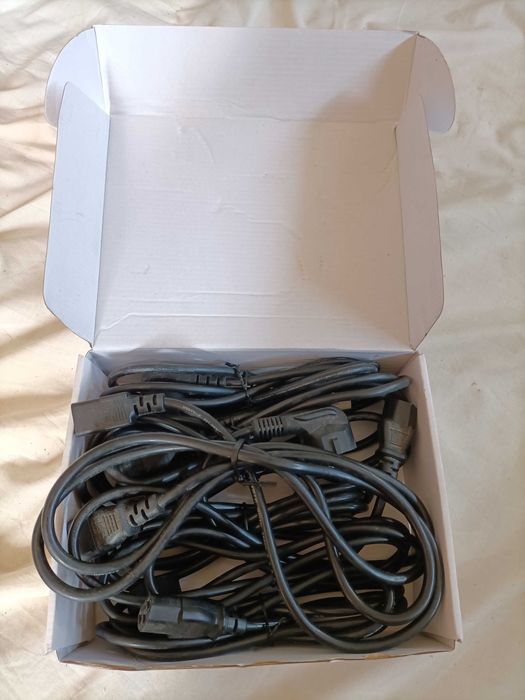 Cabos Alimentação UPS - 7 Unidades