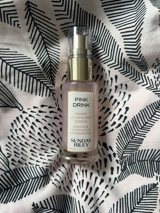 Ekskluzywne serum Sunday Riley peptydowe 25ml pink drink