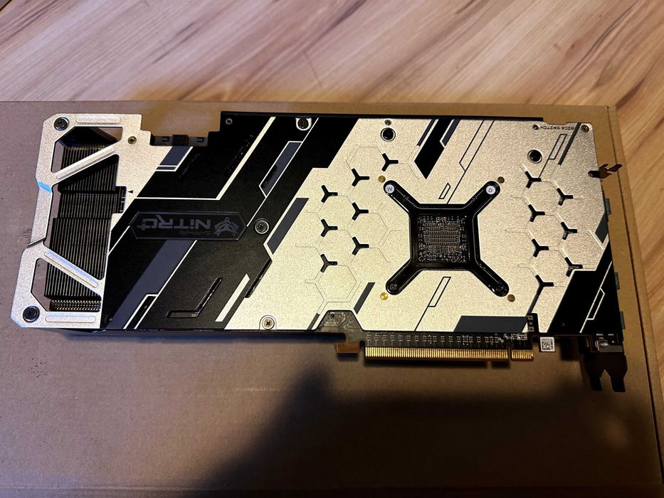 Відеокарта Sapphire Nitro+ AMD Radeon RX 5700XT