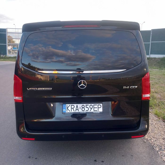 Transport Bus 9 osobowy na:Wesela, Lotniska, Wyjazdy grupowe