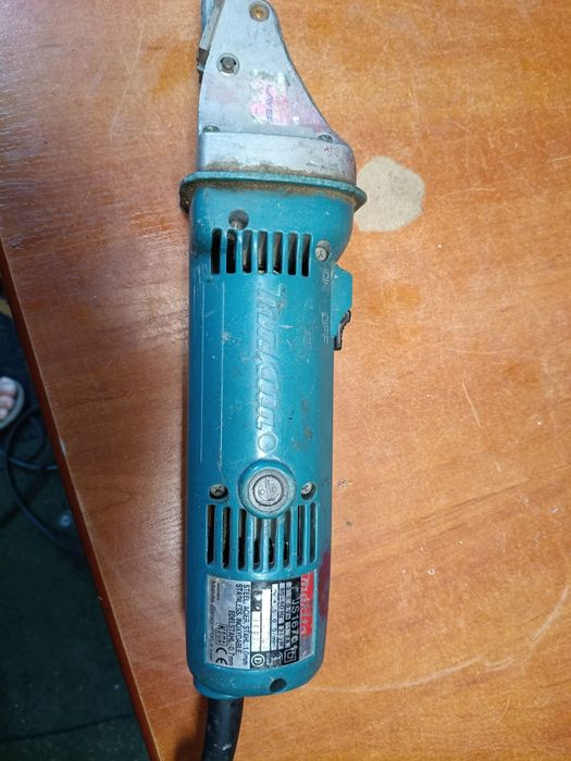 Nożyce do blachy Makita JS 1670.