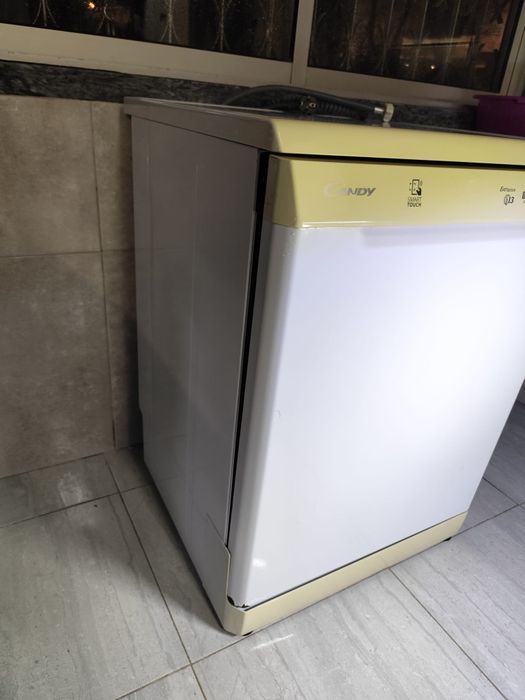 Máquina de lavar loiça Candy