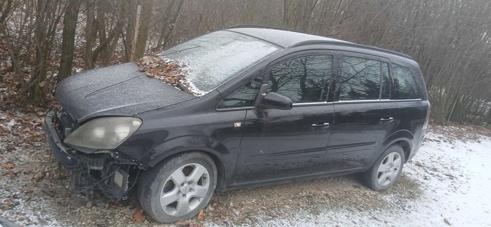 Samochod Opel Zafira 1'9