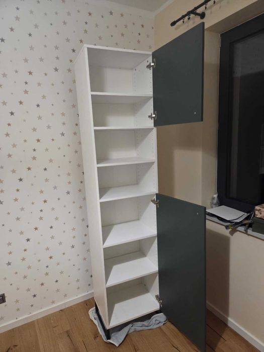 Regał i biurko Modeo