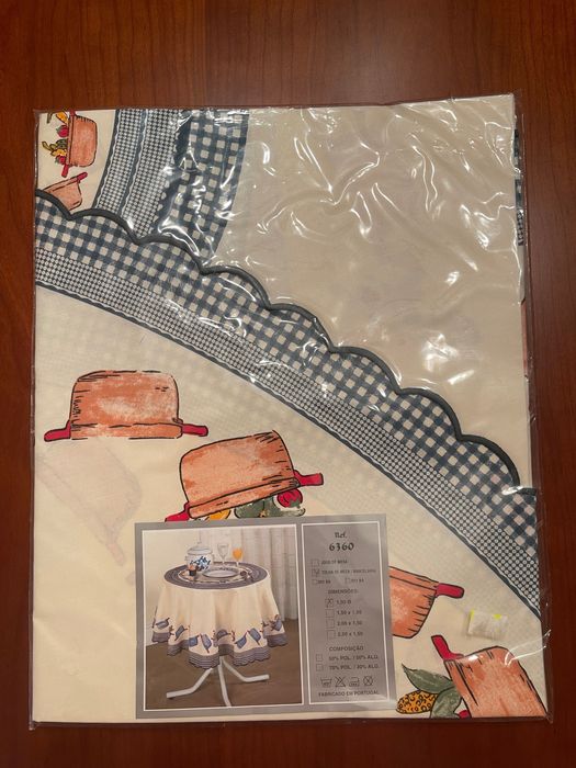 Toalha de mesa redonda com motivos de cozinha