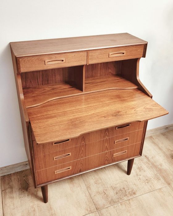 Duński tekowy sekretarzyk biurko Mid Century vintage retro teak Dania