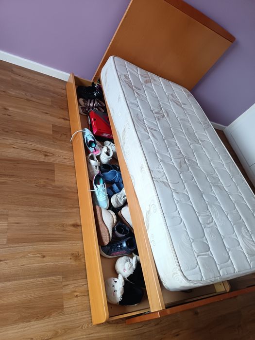 Mobiliário de quarto criança como novo