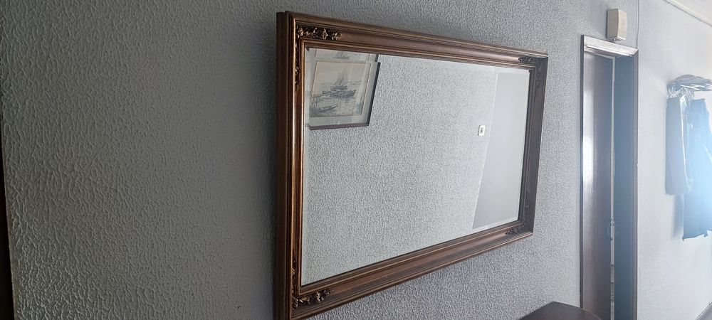 Oportunidade: Aparador + Espelho + OFERTA candeeiro cristal