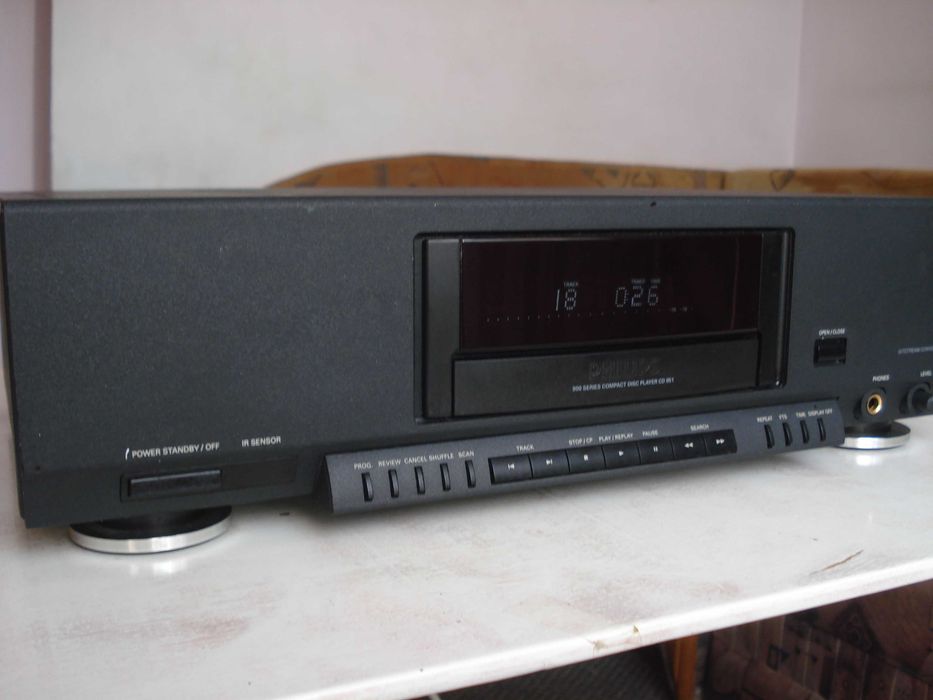 CD-програвач "Philips" CD-951, CD-207, CD-471