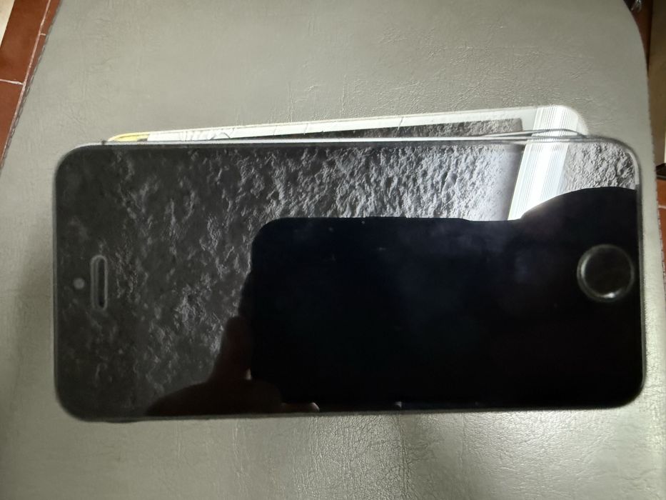 Lote de iphones para peças