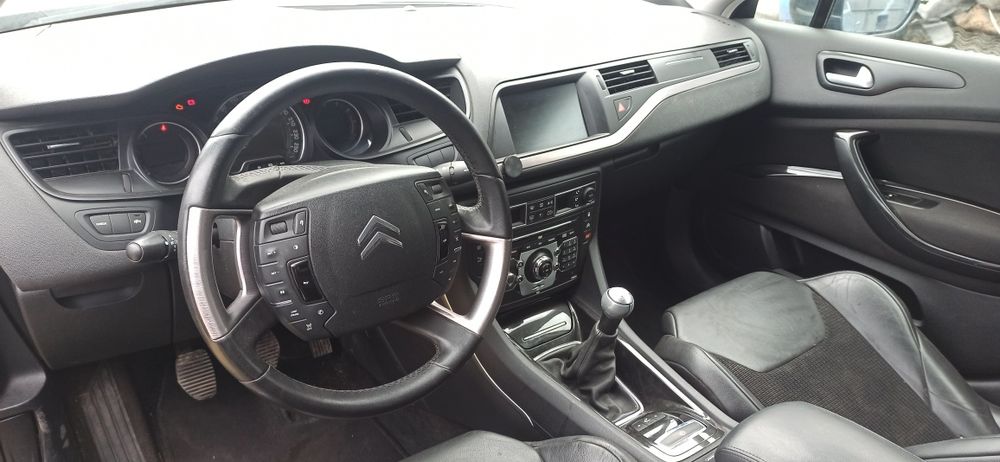 Разборка Citroen C5 III X7. Двигатель EW10A