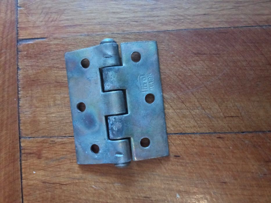 Продам розетки, електровилки та петлі дверні часів СРСР, нові