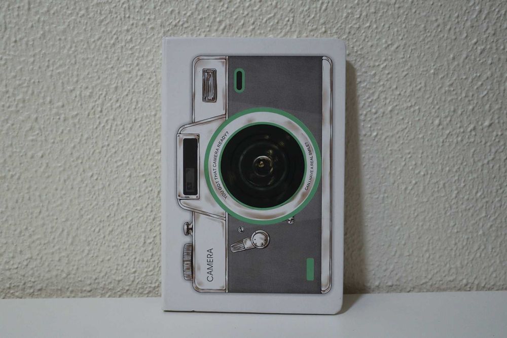 Caderno A5 Pautado, design câmara