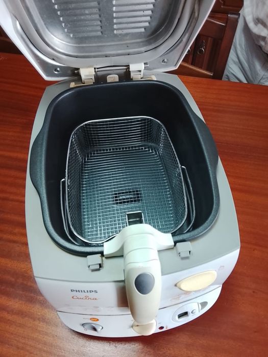 Fritadeira Philips Cucina