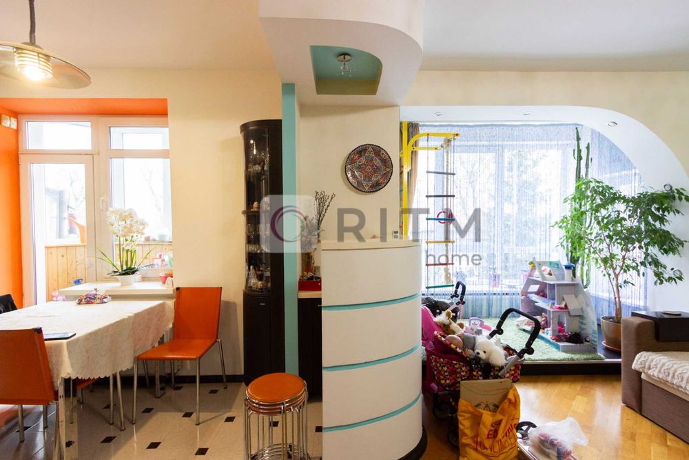 Продаж 3 кім. квартира з ремонтом Личаківський район.