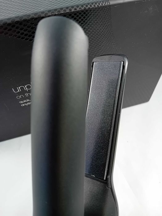Prostownica bezprzewodowa do włosów GHD Unplugged Black
