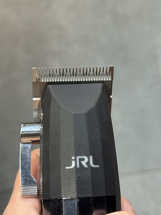 Машинка для стрижок  jrl