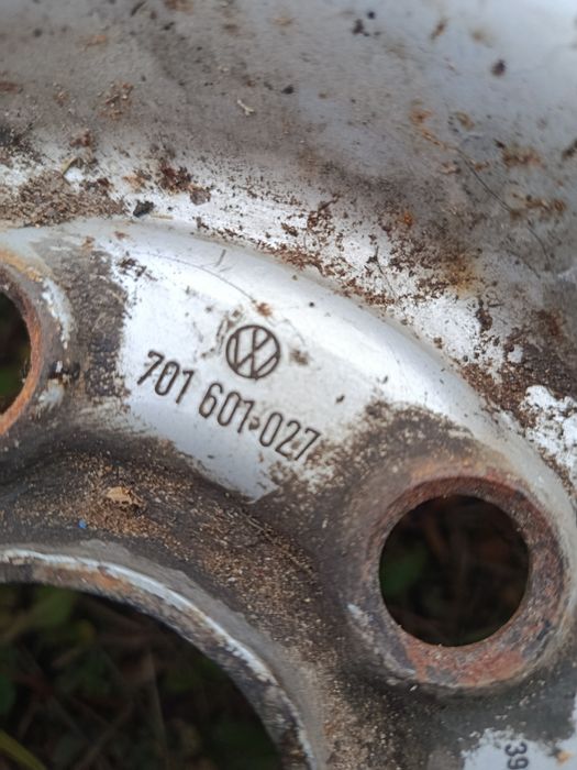 Сталеві диски фольцваген r 14