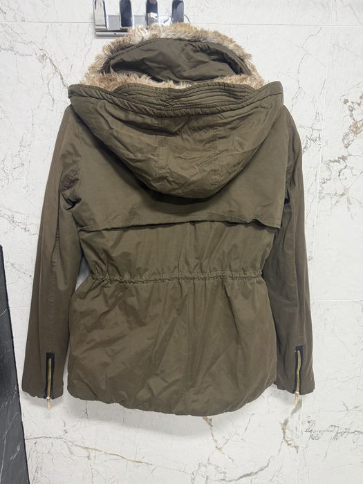 Kurtka ocieplana zara khaki futerko S